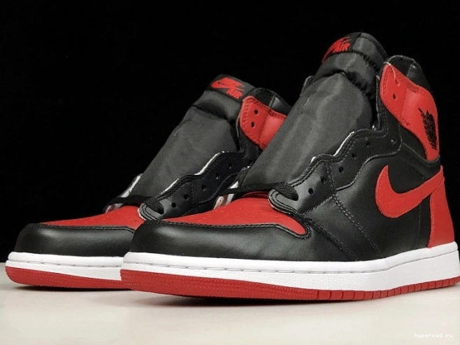 Jordan 1 High 555088-001 OG Banned Retro Air 1031